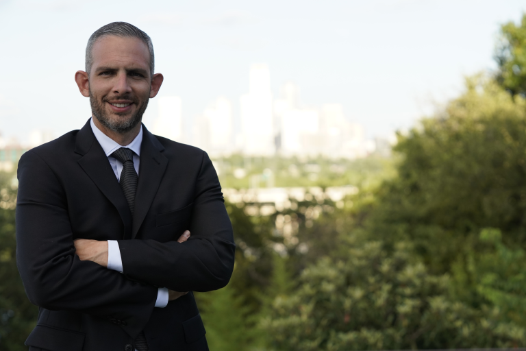 Houston practice addresses healthcare access gaps through bilingual comprehensive dentistry